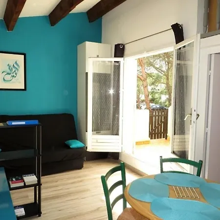 Saisonnier A La Semaine * Agde